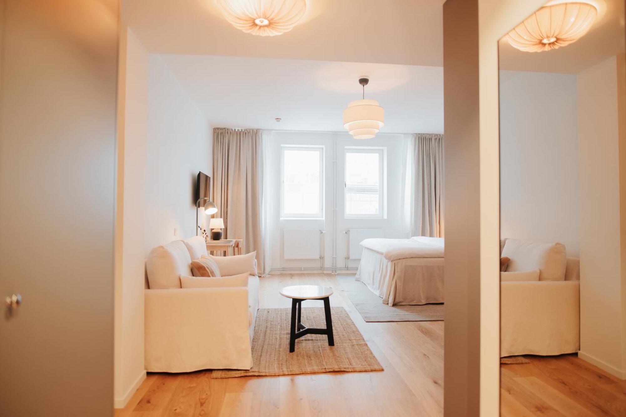 The Lab Hotel Солна Экстерьер фото